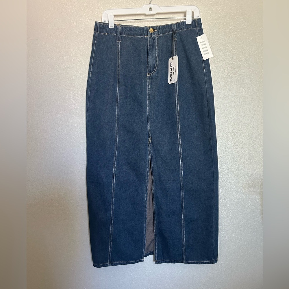 NWT Velvet Heart Blue Denim Skirt with front slip sz 29 waist